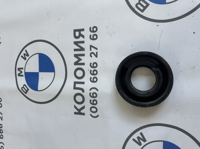 Проставка верняя задней пружины 33536764419 BMW