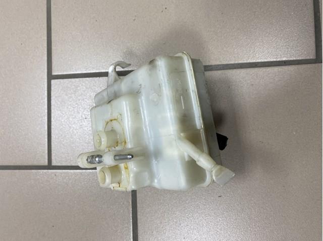 BMW 34316761073 Бачок тормозной в наличии Киев
