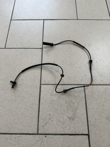 Передний датчик АБС 34526895661 BMW