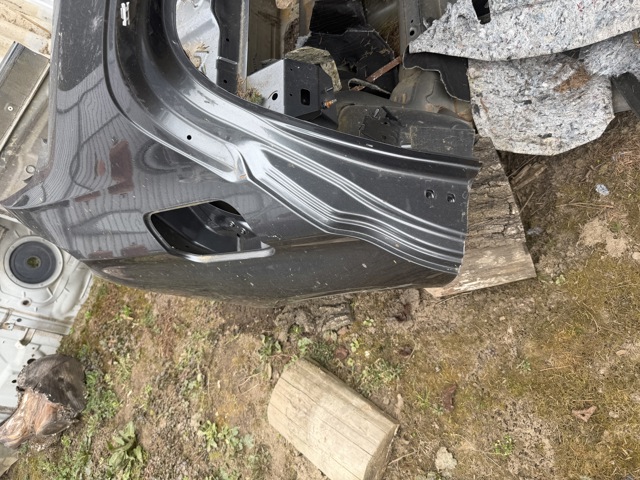 BMW 41007298172 Крыло заднее правое в наличии Винница