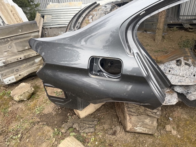 Крыло заднее правое 41007298172 BMW