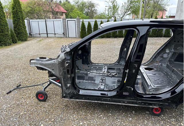 BMW 41007467317 Проем передней левой двери в наличии Черновцы