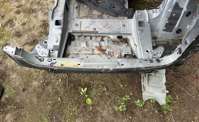 41007493965 BMW Панель багажного отсека задняя купить в Чернигов