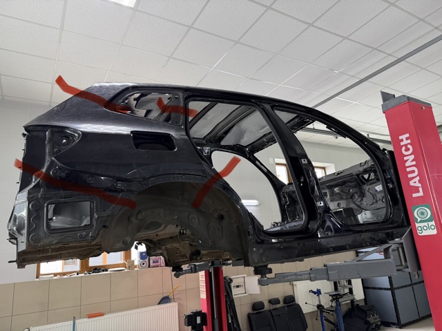 Крыло правое заднее 41007494012 BMW
