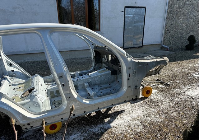 BMW 41007494022 Крыша в наличии Черкассы