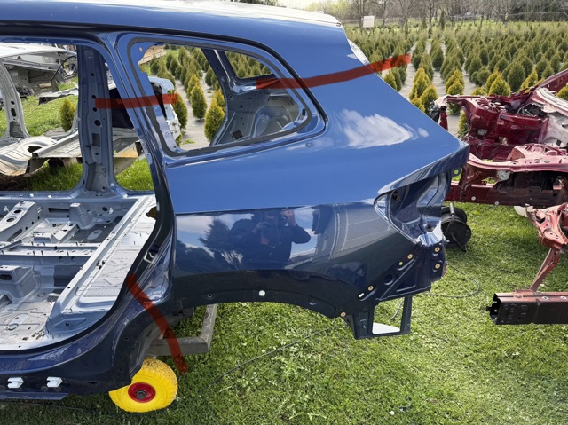 Боковая часть задняя левая 41305A52CB7 BMW