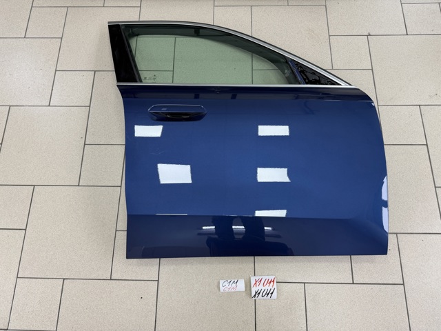 Пассажирская передняя дверь 41515A38652 BMW