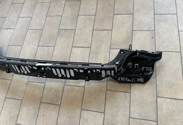 BMW 51127183883 Кронштейн бампера заднего центральный в наличии Житомир
