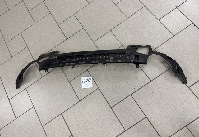 Кронштейн бампера заднего 51128069392 BMW