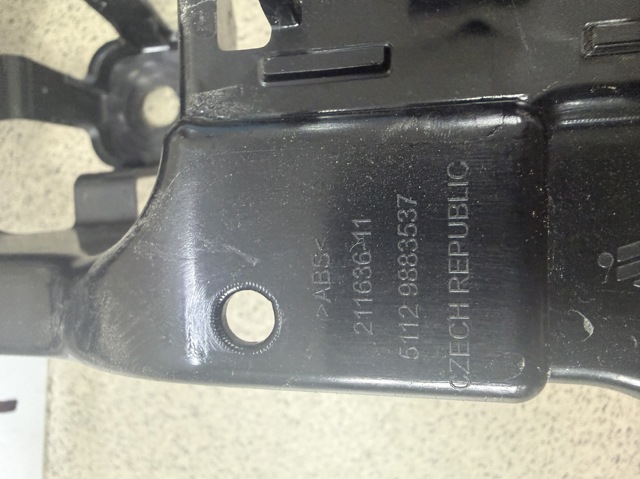 BMW 51129883537 Кронштейн бампера заднего центральный в наличии Николаев