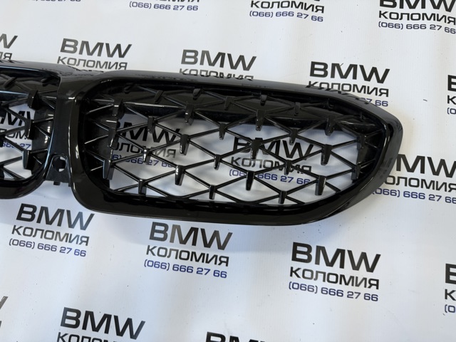 BMW 51137457041 Решетка радиатора в наличии Запорожье