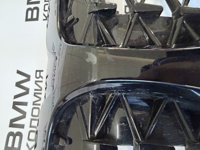 51137457041 BMW Решетка радиатора купить в Львов