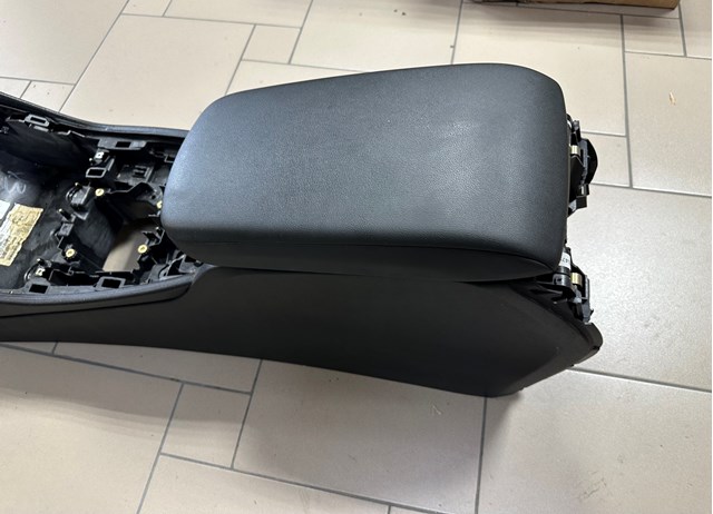 51166814788 BMW купить в Каменское