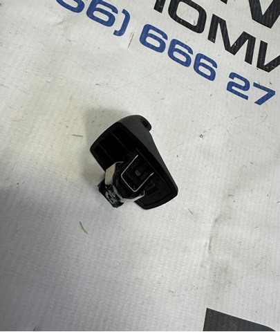 51167325430 BMW Фиксатор солнцезащитного козырька купить в Ровно