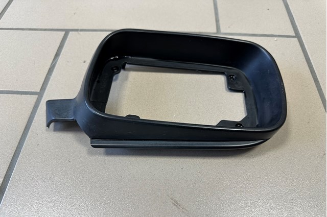 BMW 51168269026 Корпус зеркала заднего вида правого (внутрення часть) в наличии Каменское