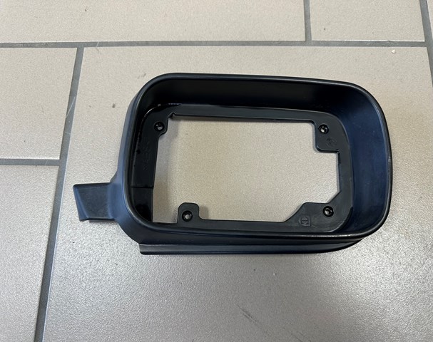 51168269026 BMW Корпус зеркала заднего вида правого (внутрення часть)
