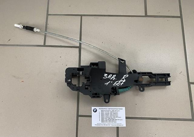 Держатель наружной ручки двери, передней правой 51217200936 BMW