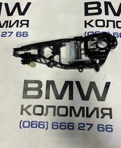 Держатель наружной ручки двери, передней левой 51217401211 BMW