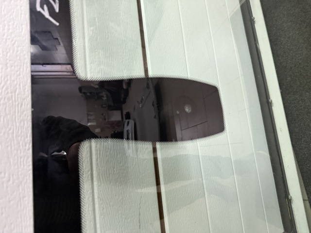 BMW 51317283825 Стекло лобовое  в наличии Винница