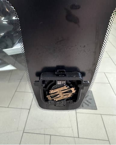 51317409370 BMW Стекло лобовое  купить в Львов