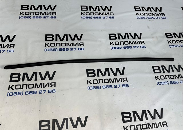 Молдинг опускного стекла двери задней, левой 51357258293 BMW