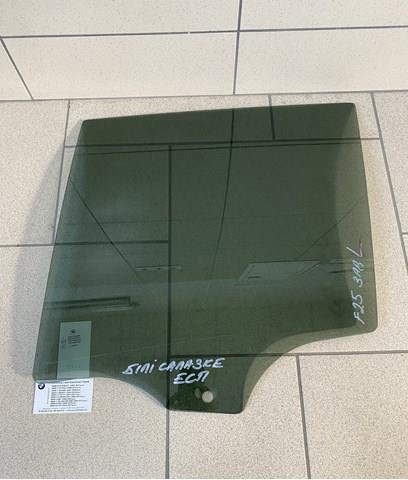 Стекло задней двери, левой 51357329333 BMW