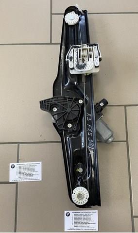 Стекло двери задней левой 51357382139 BMW