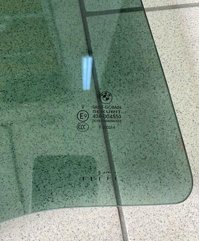 51357391676 BMW Стекло двери задней правой купить в Украина
