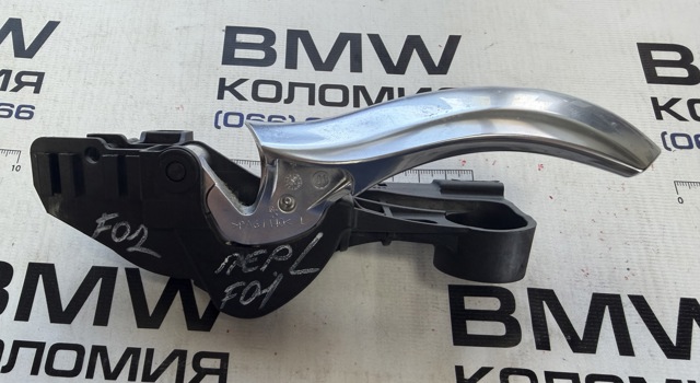 Ручка двери передней внутренняя левая 51419116341 BMW
