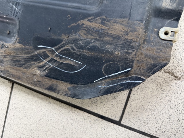 BMW 51757447151 Защита днища, средняя часть в наличии Днепр