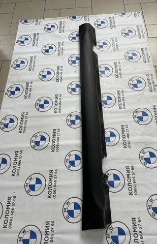 Накладка на порог правая 51772990170 BMW