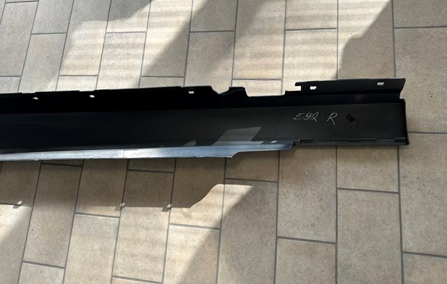 BMW 51777173920 Порог внешний правый в наличии Львов