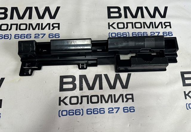 Опора порога (крепление) 51777256917 BMW