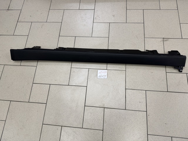 Накладка наружняя (молдинг) порога, левый 51779491687 BMW