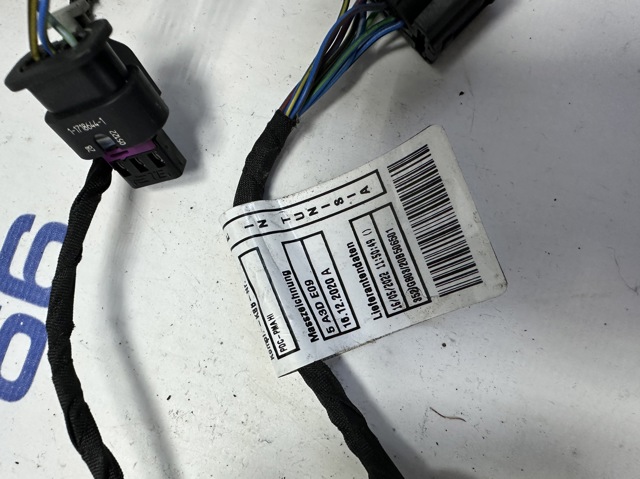 61125A3DE11 BMW купить в Киев