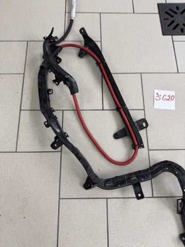 BMW 61129107461 Кабель положительной клемы аккумулятора (АКБ) в наличии Черновцы
