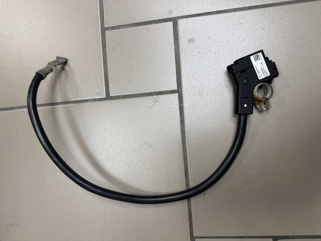 Кабель массы аккумулятора (АКБ) 61217644654 BMW