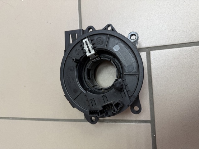 Переключатель подрулевой, центральная часть 61318376443 BMW