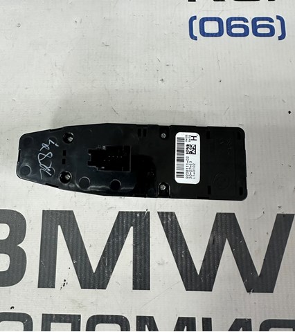 BMW 61319208111 Кнопочный блок управления стеклоподъемником передний левый в наличии Львов