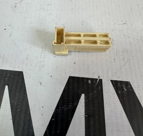 61319240076 BMW Датчик стоп сигнала купить в Черкассы