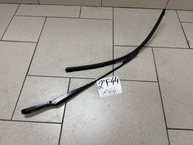 Рычаг стеклоочистителя 61617453958 BMW