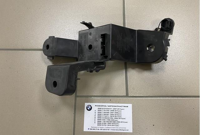 Фонарь задний левый, внешний 63216923305 BMW