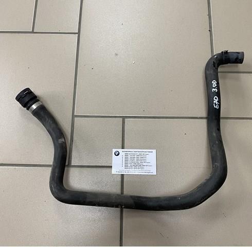 Нижний патрубок радиатора 64216945282 BMW