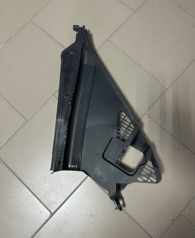 Водосток лобового стекла, жабо 64319206485 BMW