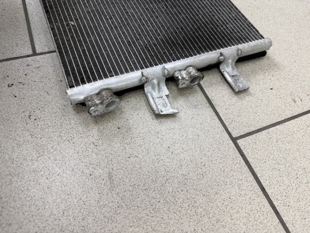 64539271207 BMW Радиатор кондиционера купить в Запорожье