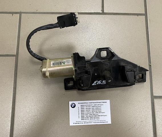 Мотор открытия замка багажника 67107014872 BMW