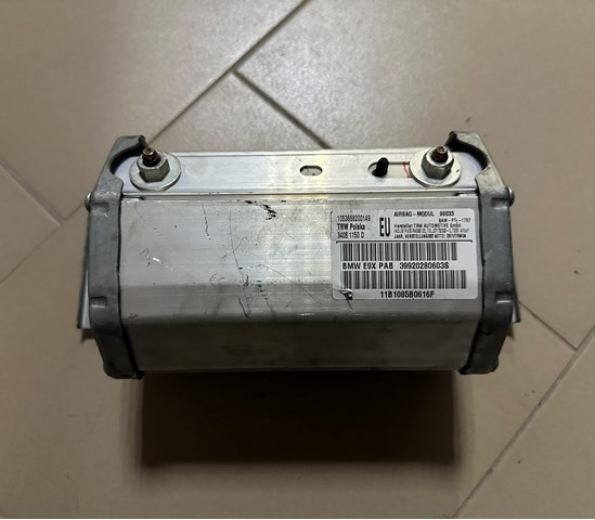 Подушка безопасности (AIRBAG) пассажирская 72129202806 BMW