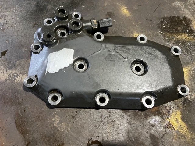 MERCEDES 0001806765 Масляный радиатор в наличии Ирпень