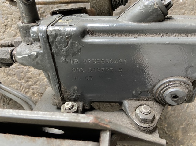 MERCEDES 9735530401 Насос подъема кабины в наличии Кривой Рог