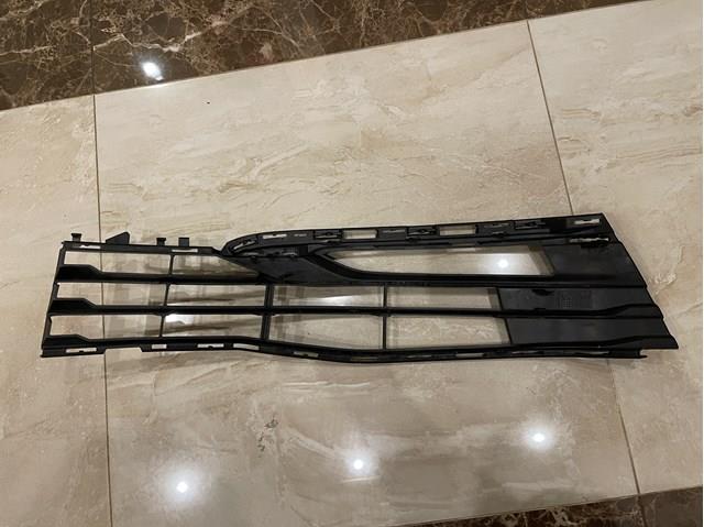 51117385262 BMW Решетка бампера переднего правая купить в Полтава